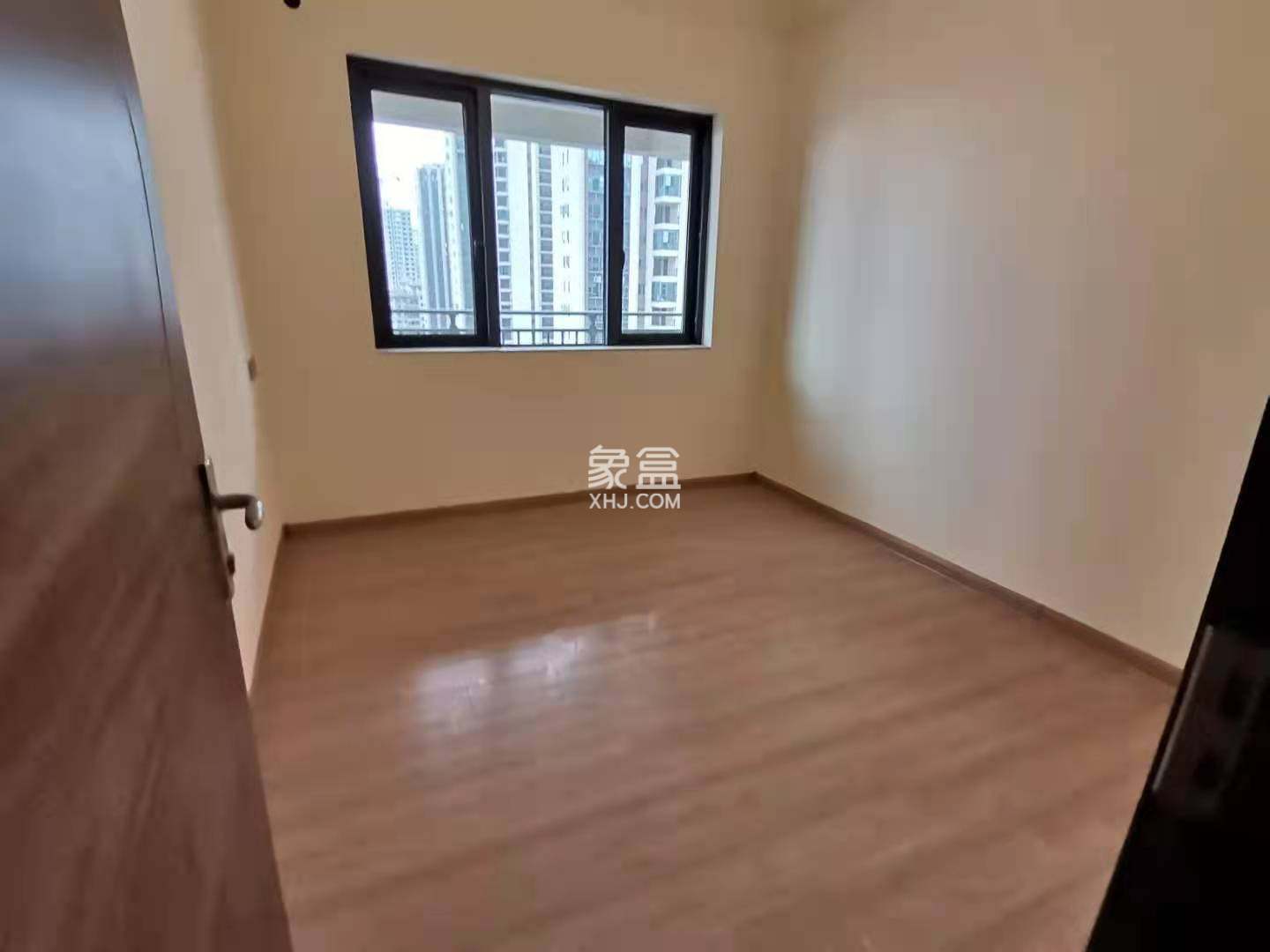 碧桂园梓山府 4室2厅2卫 2200.0元/月 碧桂园梓山府 4室2厅2卫 2200.0元/月室内图