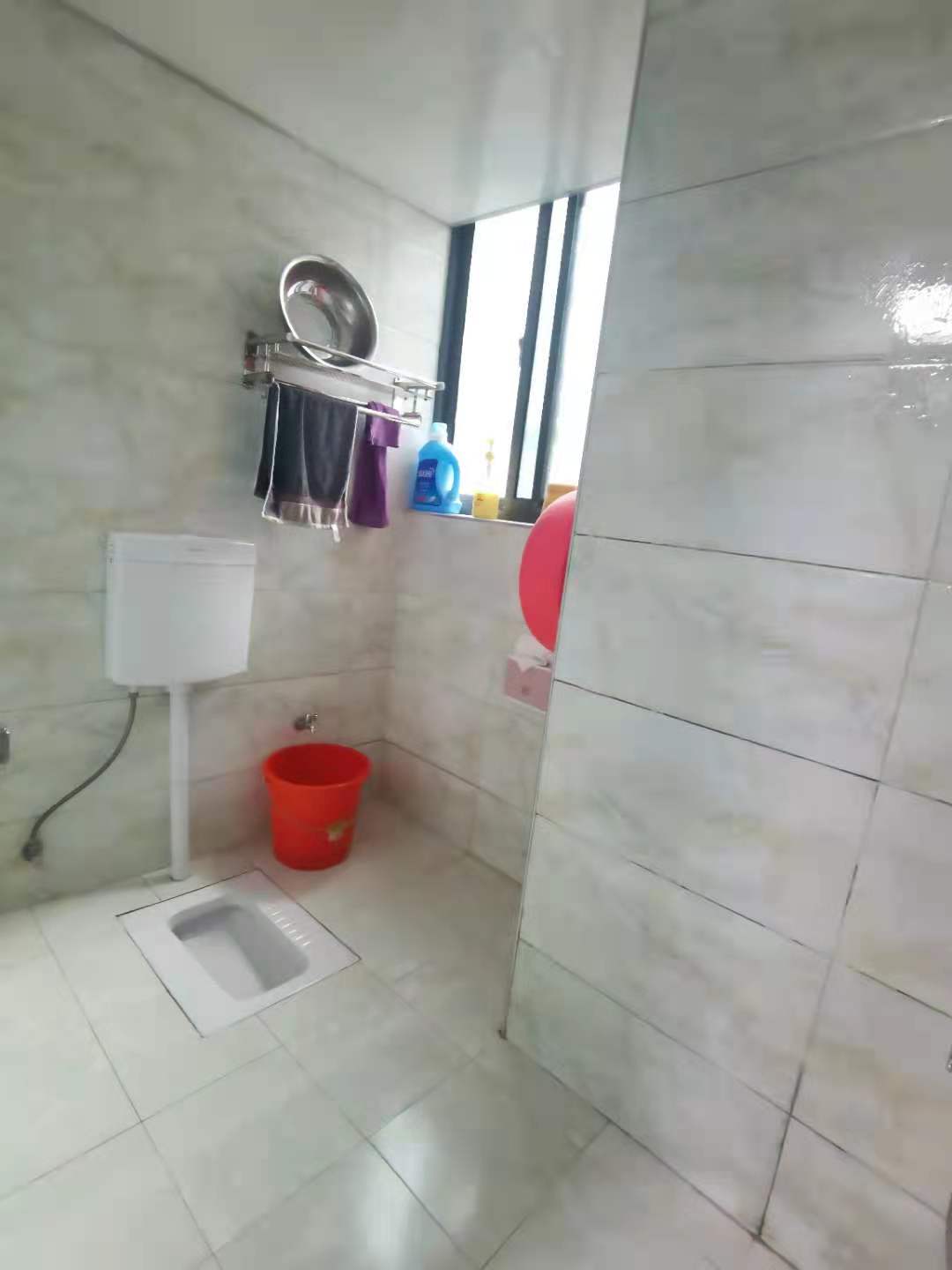 锦玉华庭新华东路1188号 3室2厅2卫 90.0万 锦玉华庭新华东路1188号 3室2厅2卫 90.0万客厅