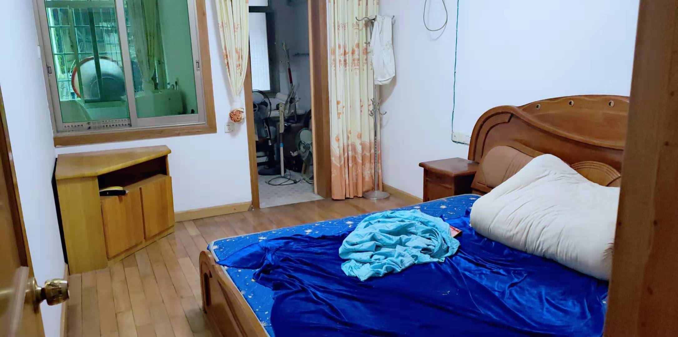 梓山社区(赫山法院宿舍)  4室2厅1卫    1100.0元/月 梓山社区(赫山法院宿舍)  4室2厅1卫    1100.0元/月室内图