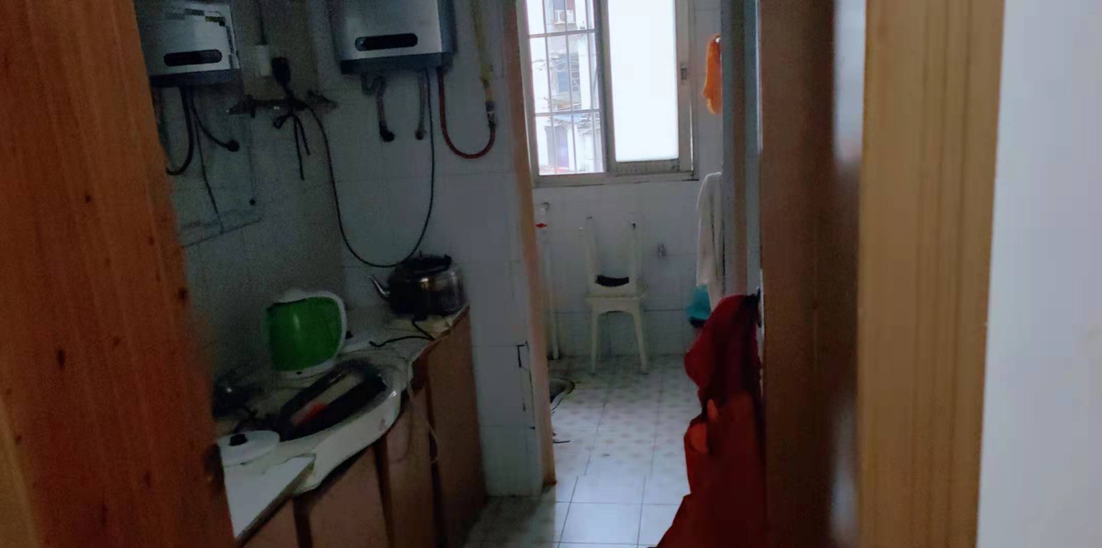 梓山社区(赫山法院宿舍)  4室2厅1卫    1100.0元/月 梓山社区(赫山法院宿舍)  4室2厅1卫    1100.0元/月室内图