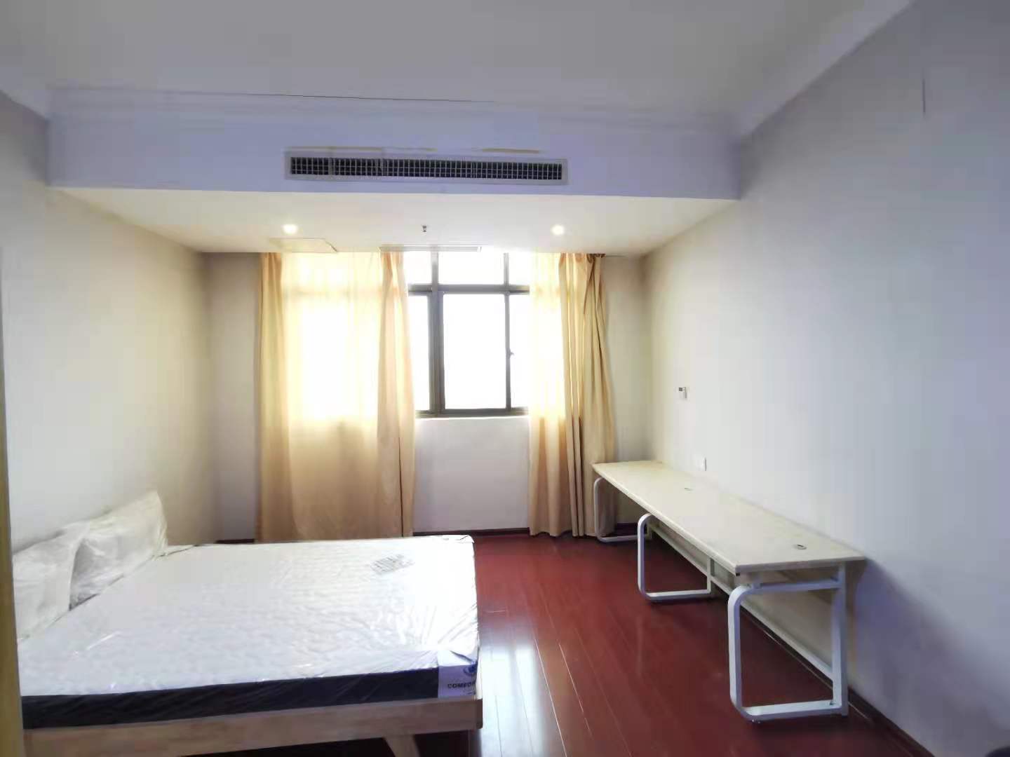 西湖公寓  1室1厅1卫   1300.00元/月户型图