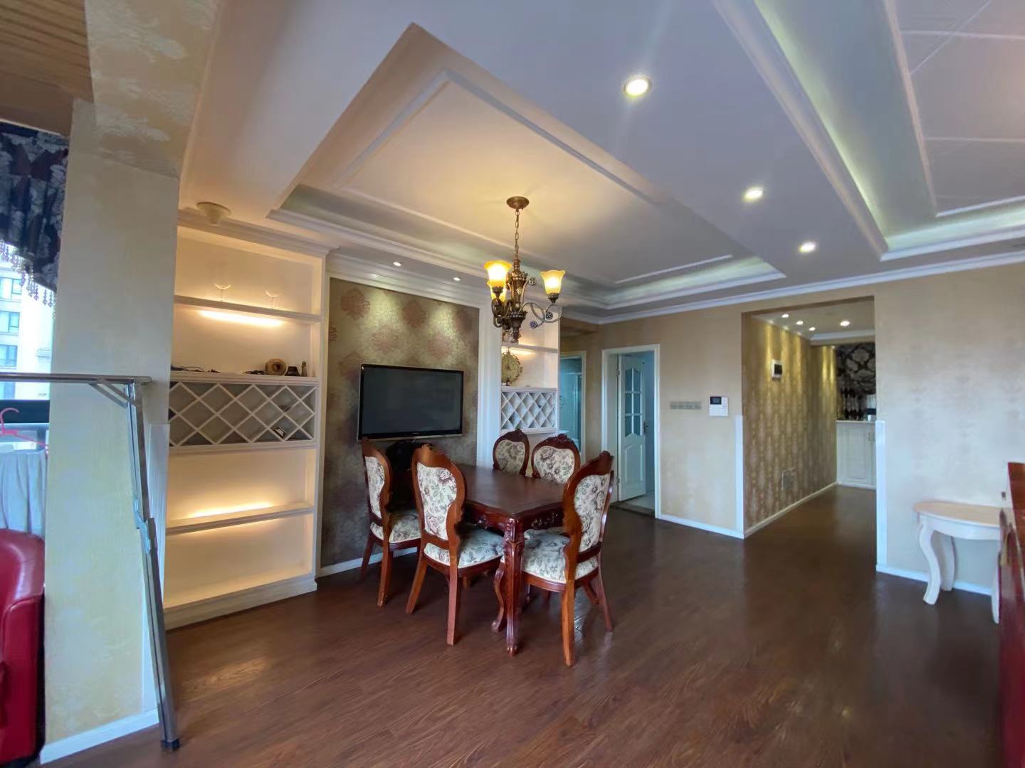 佳兆业君汇上品  3室2厅2卫    3500.0元/月 佳兆业君汇上品  3室2厅2卫    3500.0元/月室内图