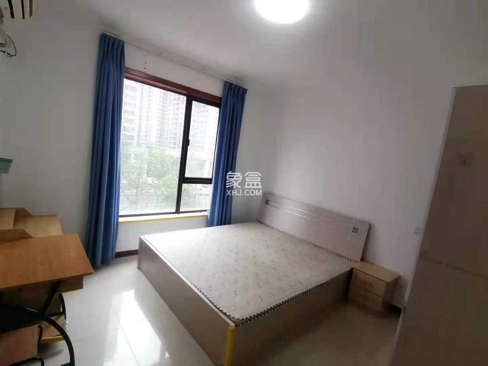 佳兆业君汇上品  3室2厅1卫    2300.0元/月