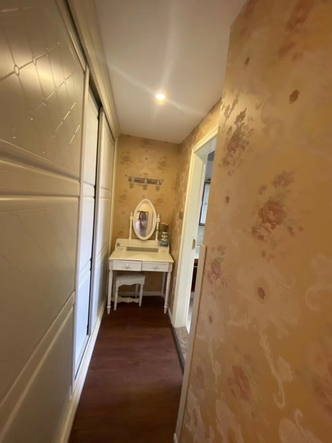 佳兆业君汇上品  3室2厅2卫    3500.0元/月 佳兆业君汇上品  3室2厅2卫    3500.0元/月室内图