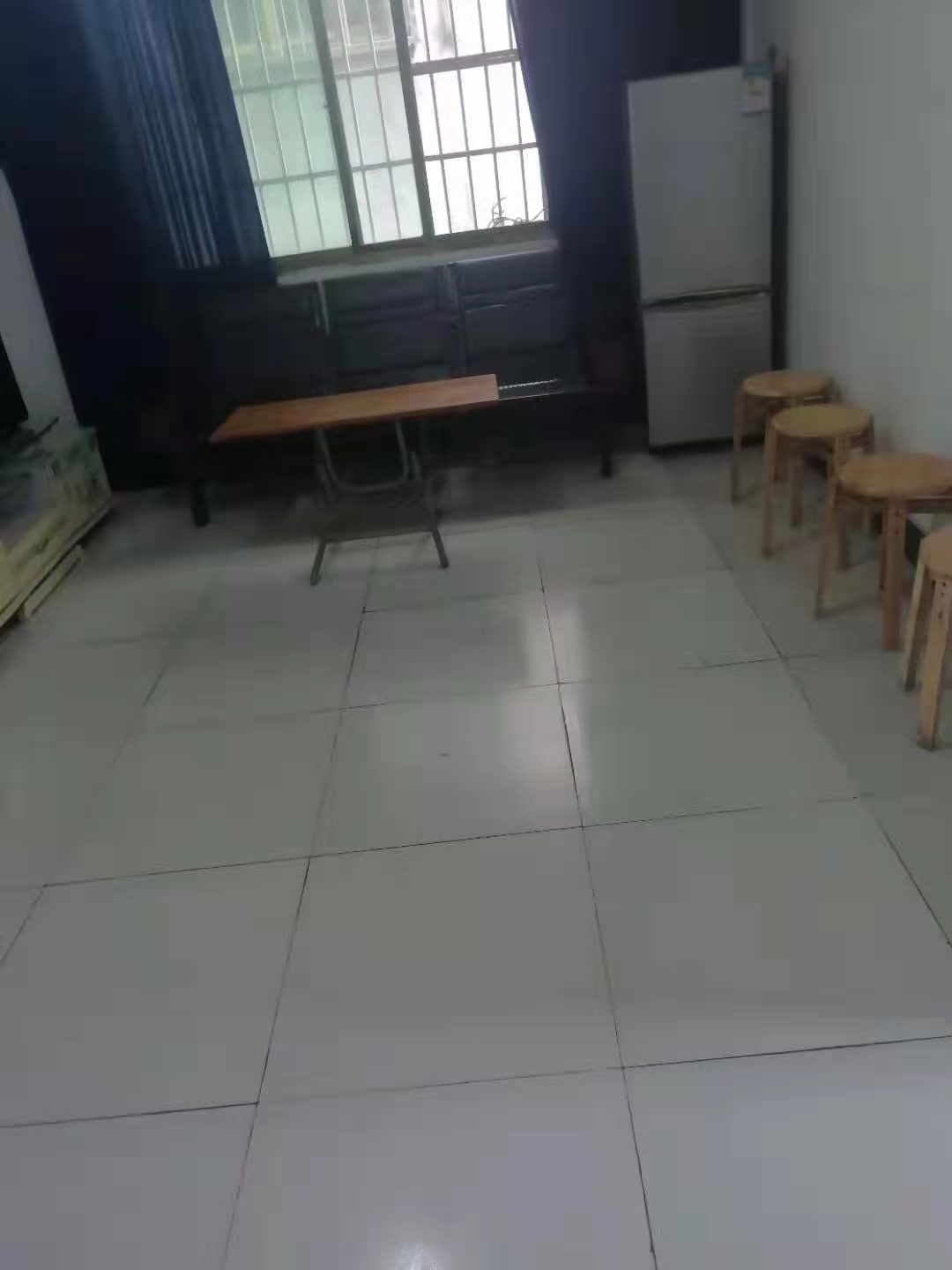 龙洲路散盘 2室1厅1卫 600.0元/月 龙洲路散盘 2室1厅1卫 600.0元/月室内图