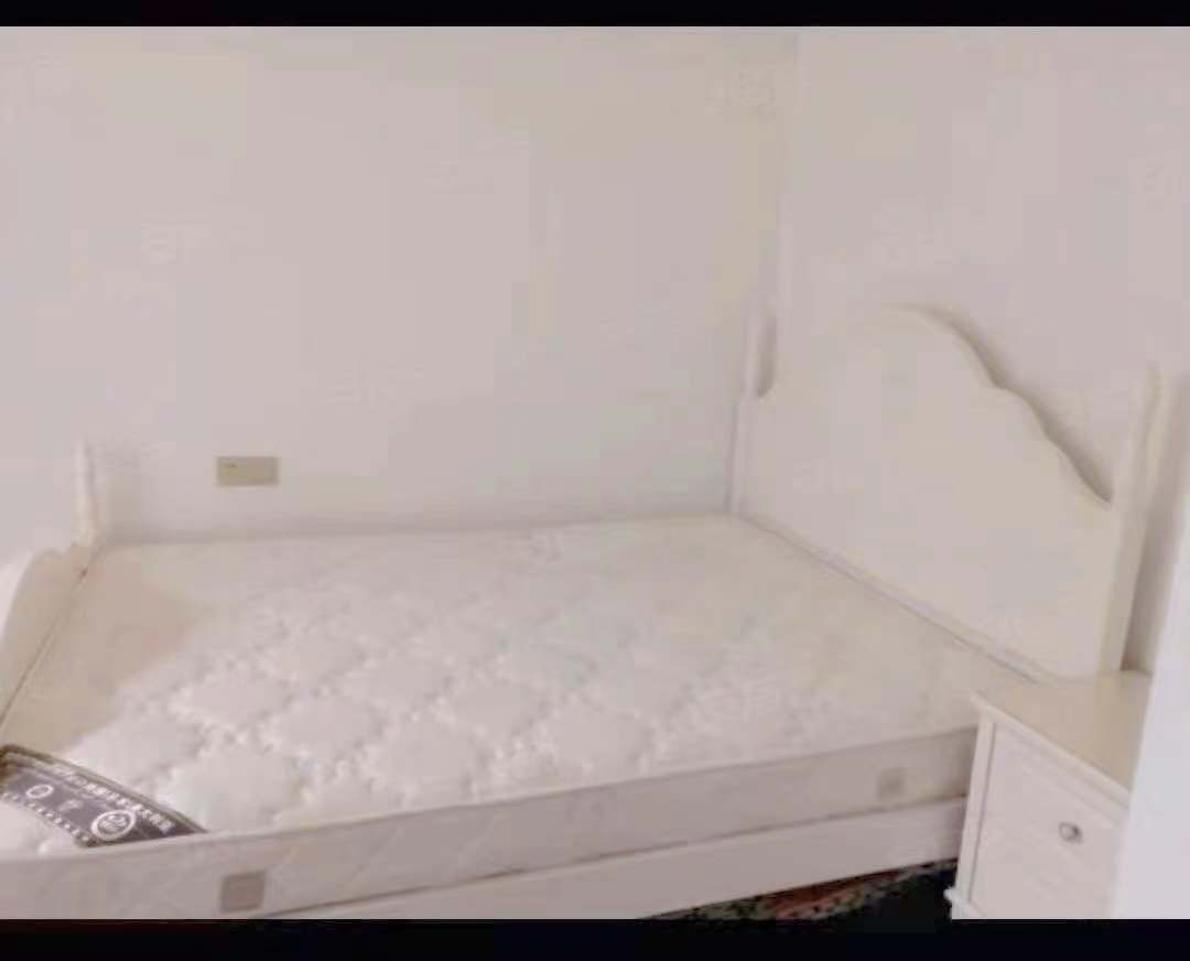 万豪城市花园 3室2厅2卫 2850.0元/月 万豪城市花园 3室2厅2卫 2850.0元/月室内图