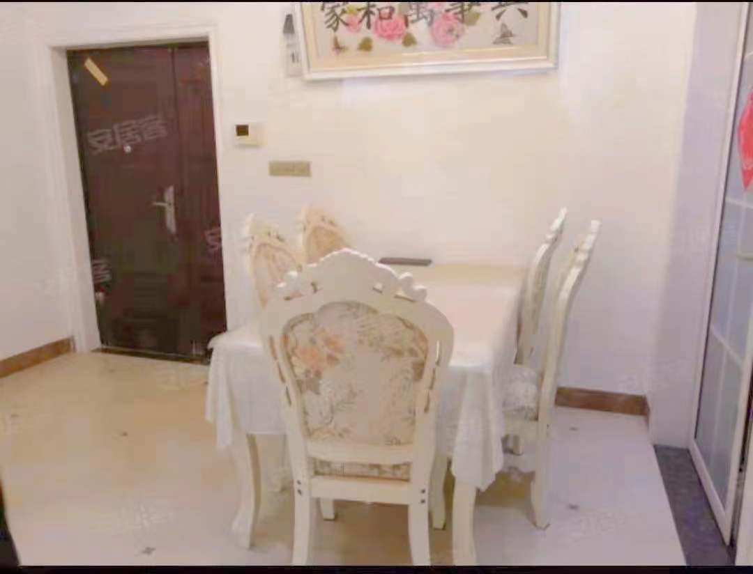 万豪城市花园 3室2厅2卫 2850.0元/月 万豪城市花园 3室2厅2卫 2850.0元/月室内图