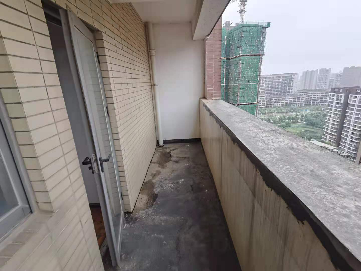 鑫远湘府华城  4室1厅1卫    2600.0元/月室内图