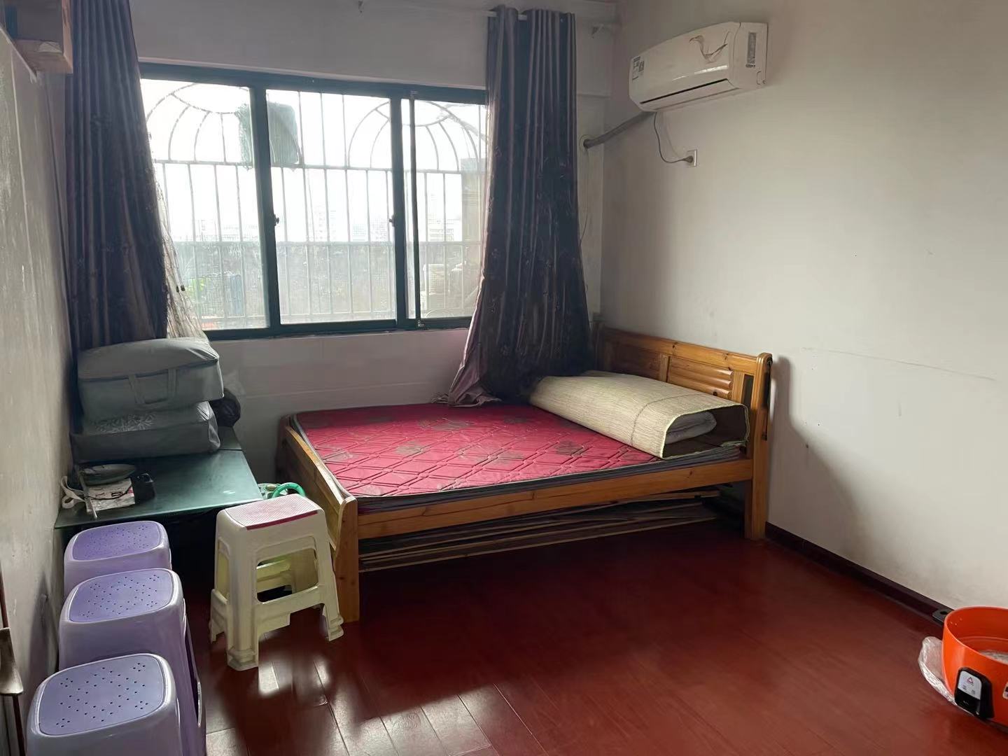 凤凰义乌城(兹丘凤凰城) 4室2厅1卫 2000.0元/月 凤凰义乌城(兹丘凤凰城) 4室2厅1卫 2000.0元/月室内图