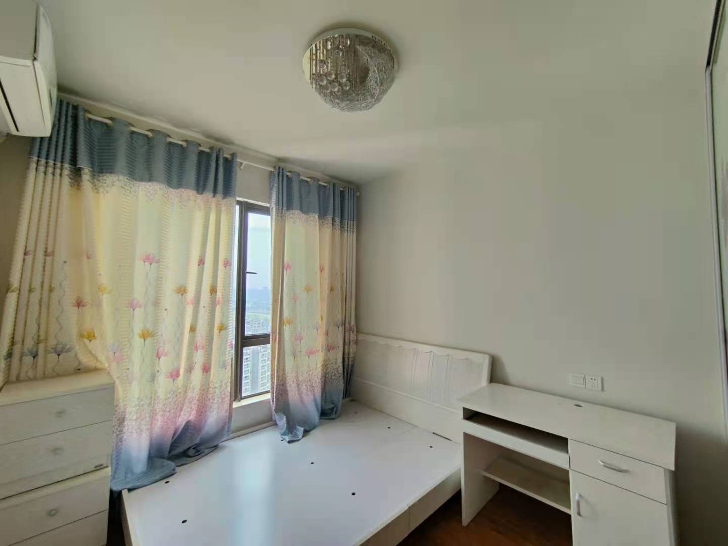 佳兆业君汇上品  3室2厅2卫    2600.0元/月 佳兆业君汇上品  3室2厅2卫    2600.0元/月室内图