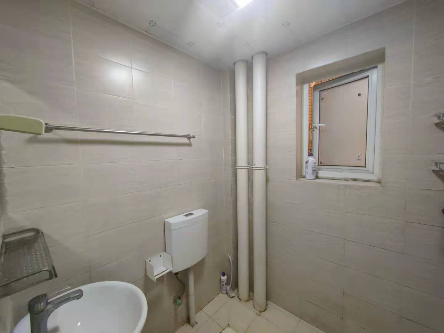 天府鹤林-东区(二期) 2室1厅1卫 1300.0元/月 天府鹤林-东区(二期) 2室1厅1卫 1300.0元/月室内图