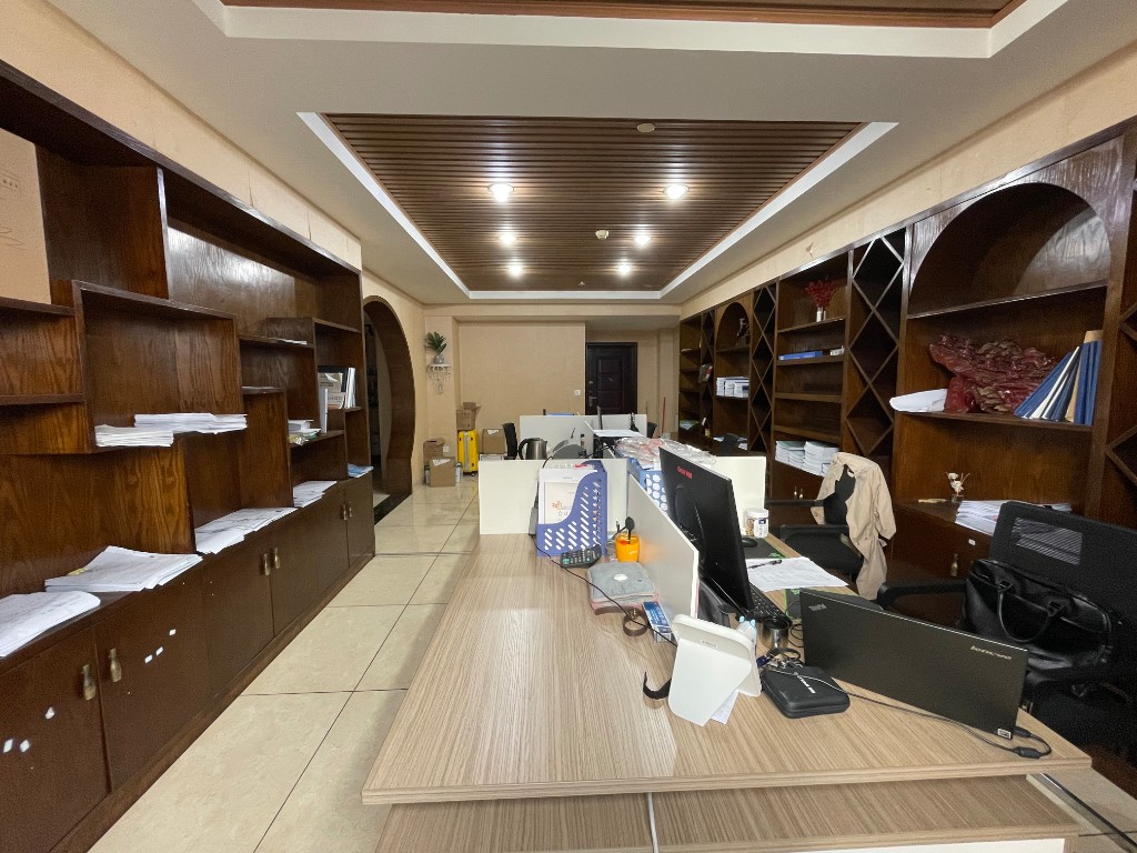 庐山恋  2室2厅1卫   68.00万客厅