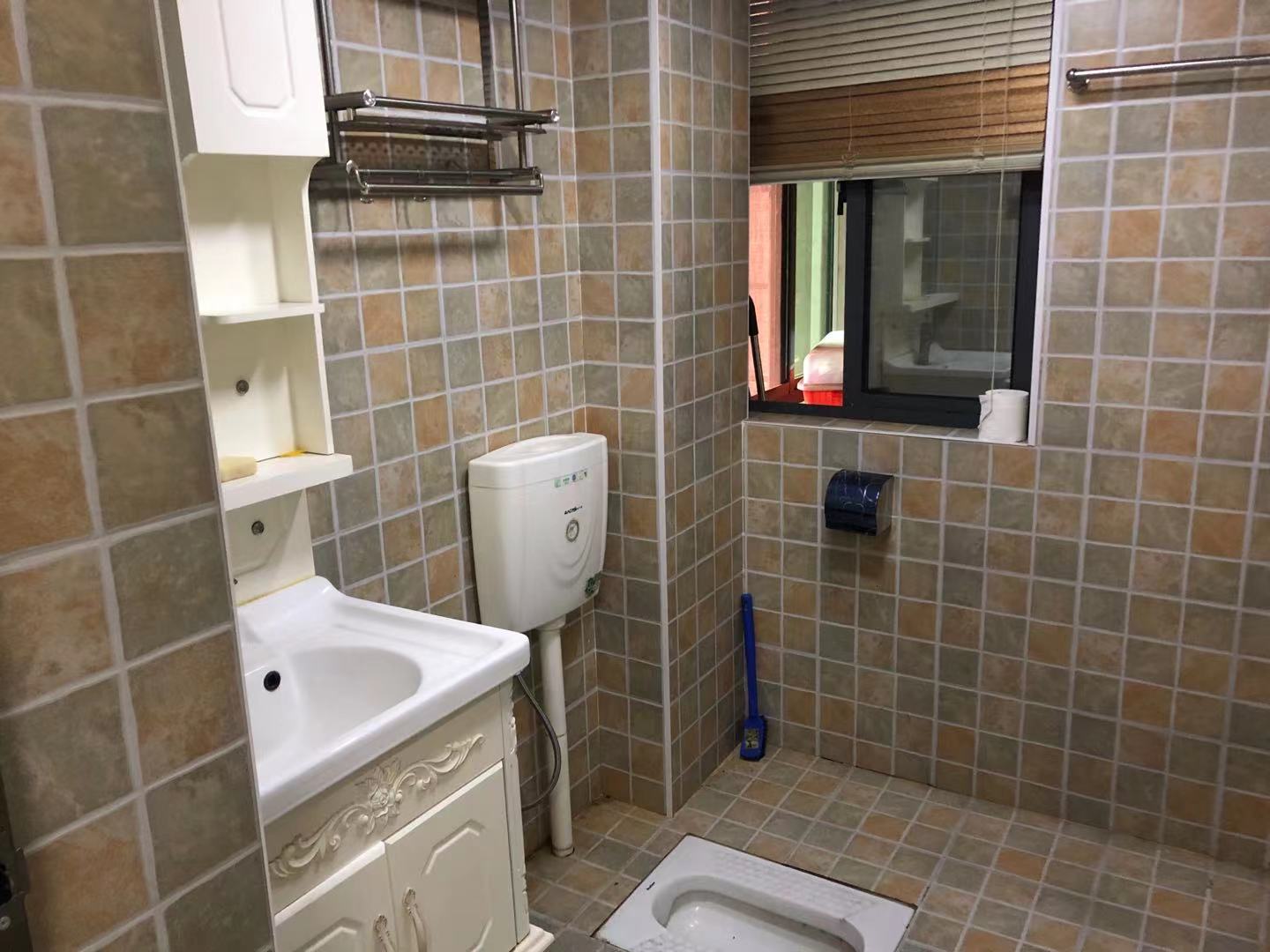 翡翠公园(北大资源) 2室2厅1卫 1200.00元/月 翡翠公园(北大资源) 2室2厅1卫 1200.00元/月小区图