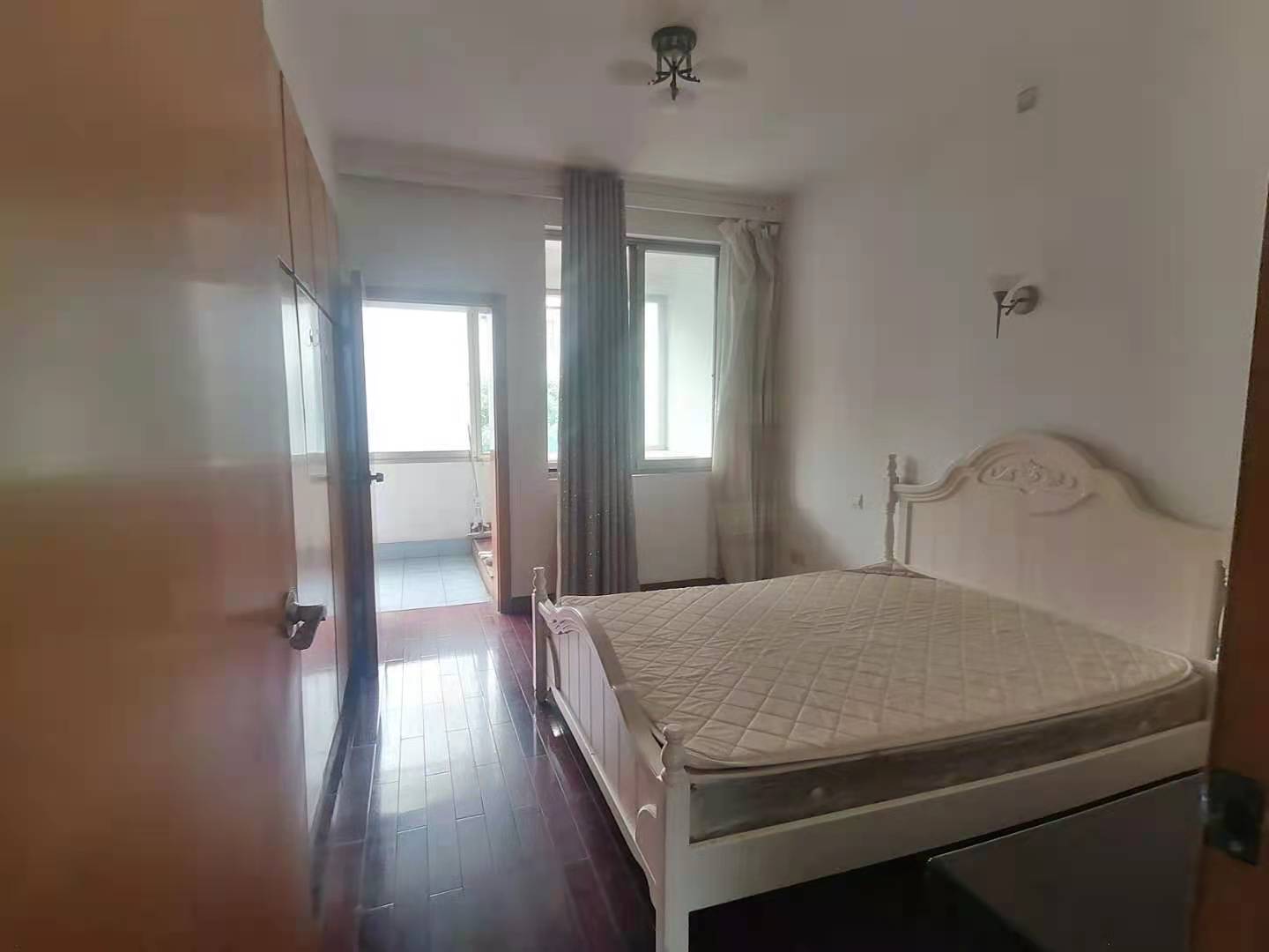 市委办公厅宿舍 3室2厅2卫 2800.0元/月 市委办公厅宿舍 3室2厅2卫 2800.0元/月室内图