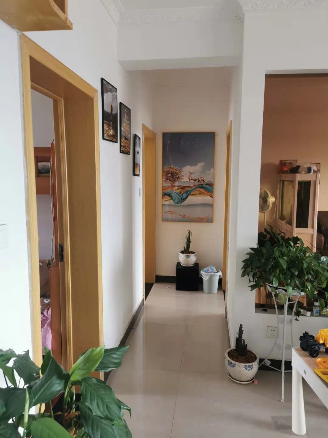 城南壹号  3室2厅2卫    69.8万 城南壹号  3室2厅2卫    69.8万客厅