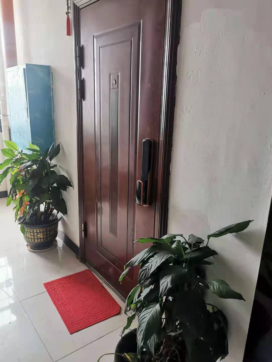 城南壹号  3室2厅2卫    69.8万 城南壹号  3室2厅2卫    69.8万客厅