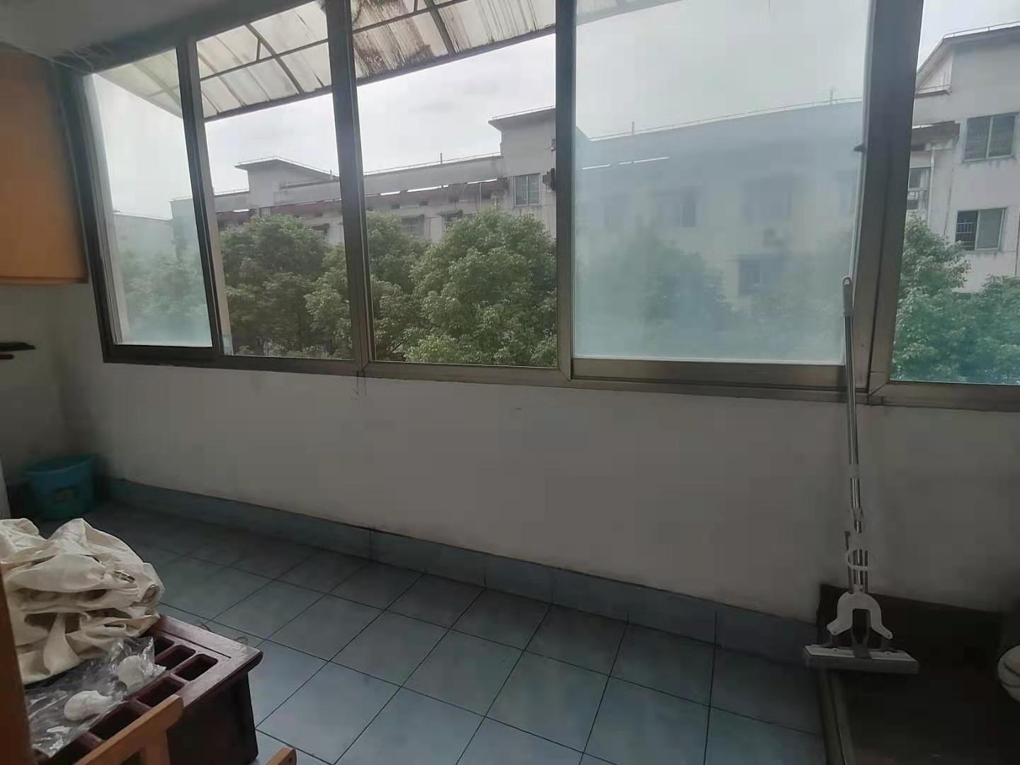 市委办公厅宿舍 3室2厅2卫 2800.0元/月 市委办公厅宿舍 3室2厅2卫 2800.0元/月室内图