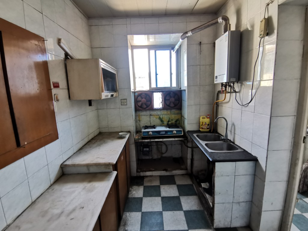 东二环黄兴医院宿舍(长峰医院宿舍、湘城医院) 3室1厅1卫 1400.0元/月 东二环黄兴医院宿舍(长峰医院宿舍、湘城医院) 3室1厅1卫 1400.0元/月室内图