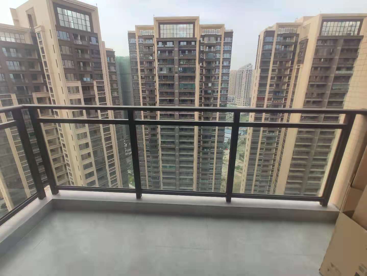 北辰南湖香麓  3室1厅1卫    2600.0元/月 北辰南湖香麓  3室1厅1卫    2600.0元/月室内图