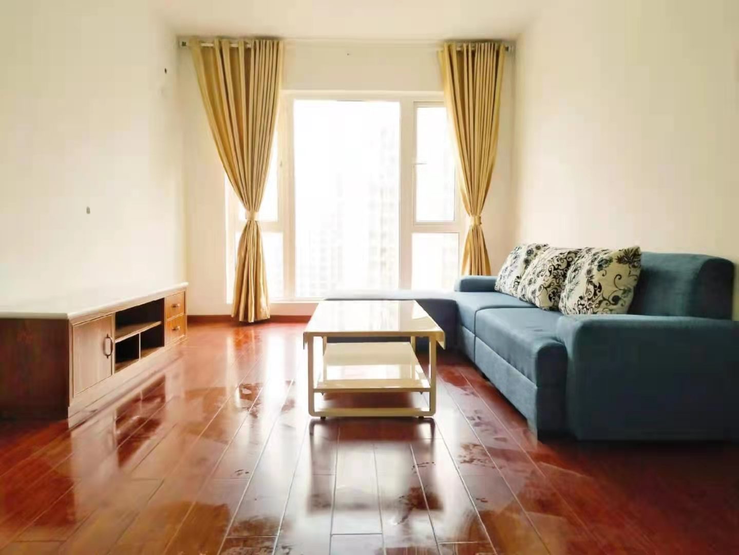 南湖逸家 3室1厅1卫 2300.0元/月 南湖逸家 3室1厅1卫 2300.0元/月室内图