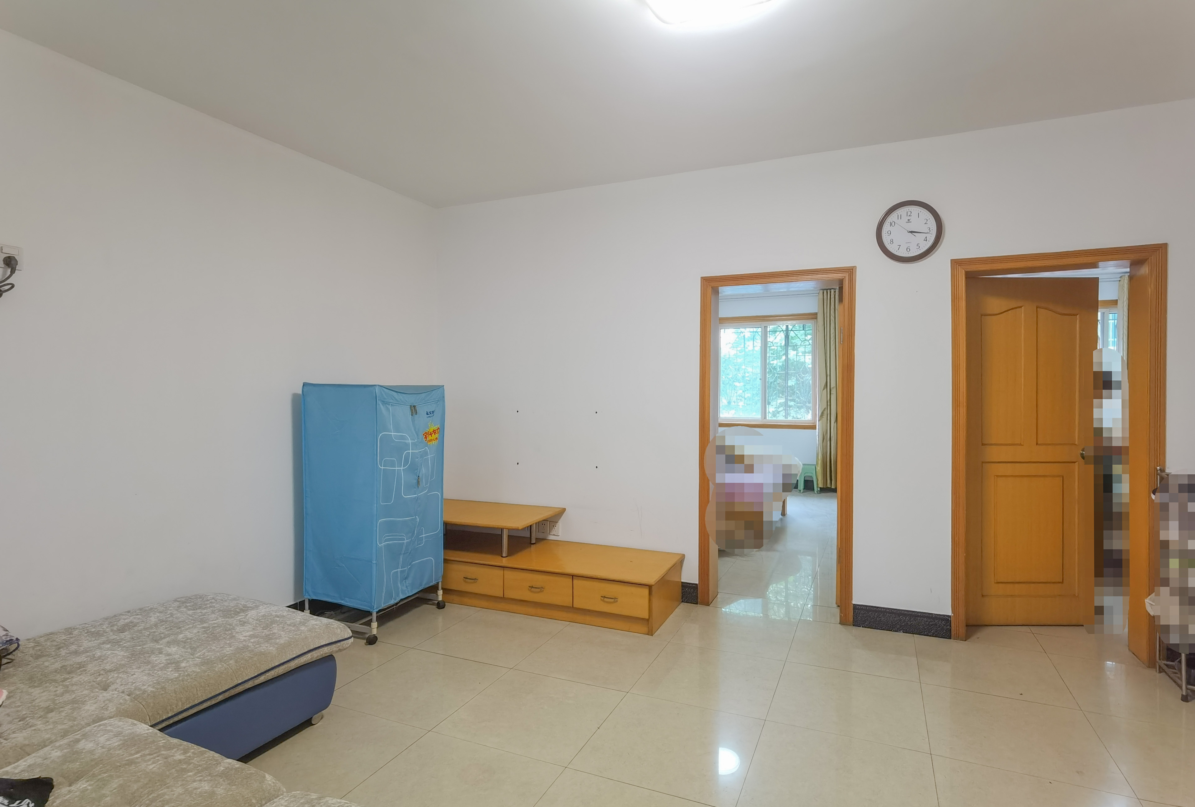 杉塘路散盘 2室2厅1卫 33.0万 杉塘路散盘 2室2厅1卫 33.0万客厅