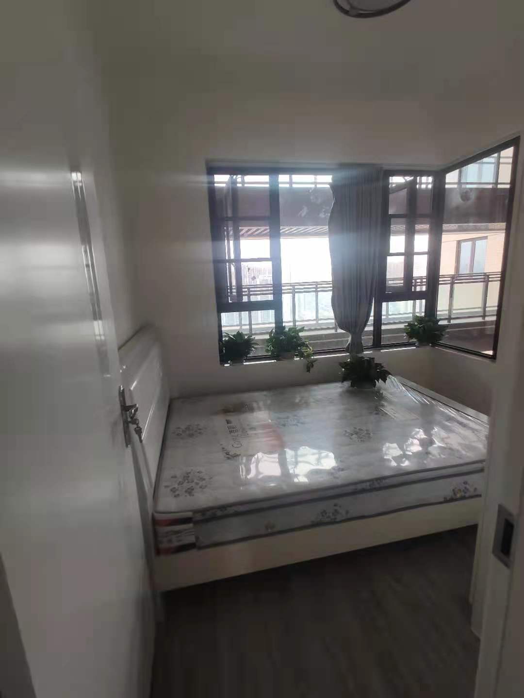 北辰南湖香麓  3室1厅1卫    2600.0元/月 北辰南湖香麓  3室1厅1卫    2600.0元/月室内图