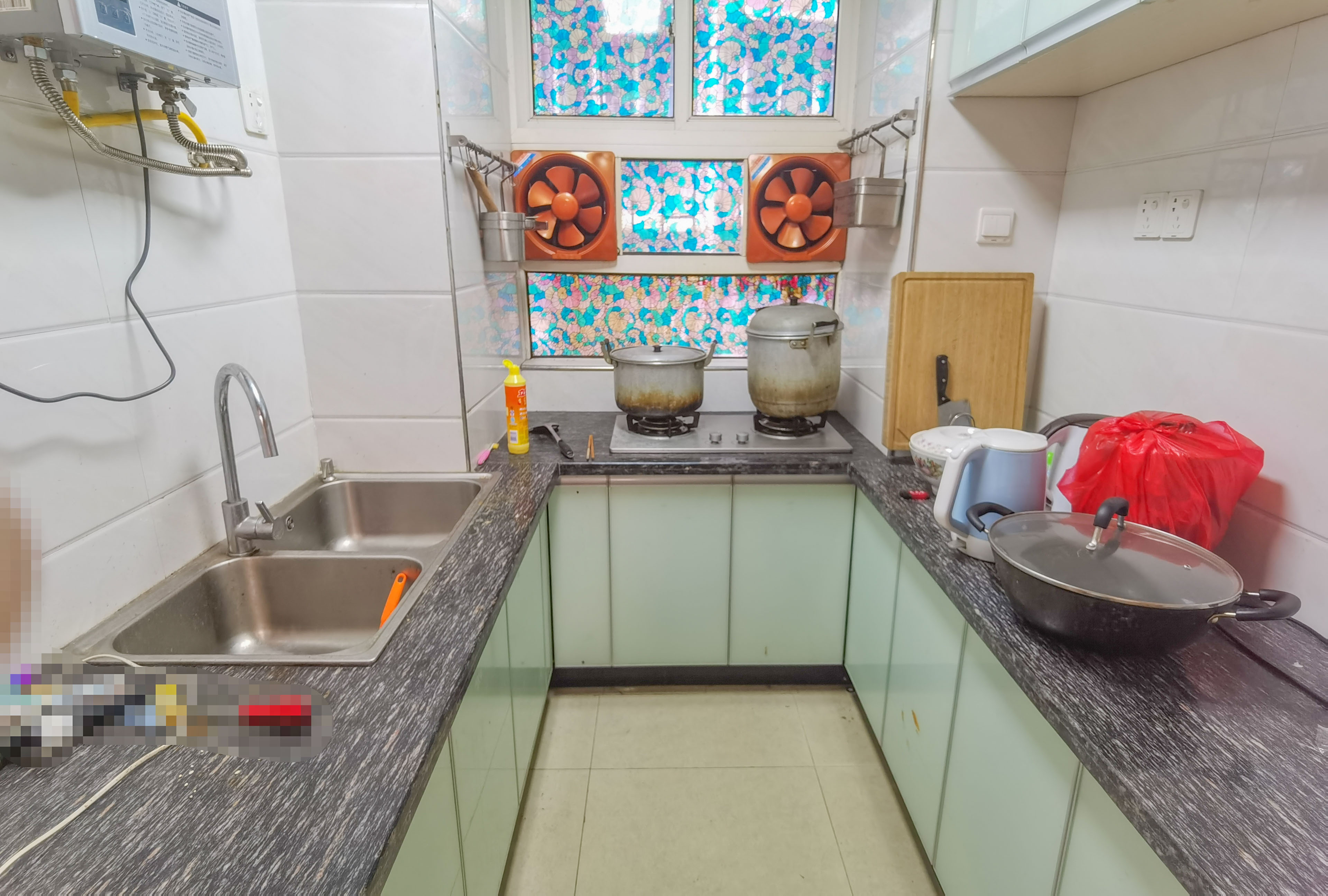 杉塘路散盘 2室2厅1卫 33.0万 杉塘路散盘 2室2厅1卫 33.0万客厅