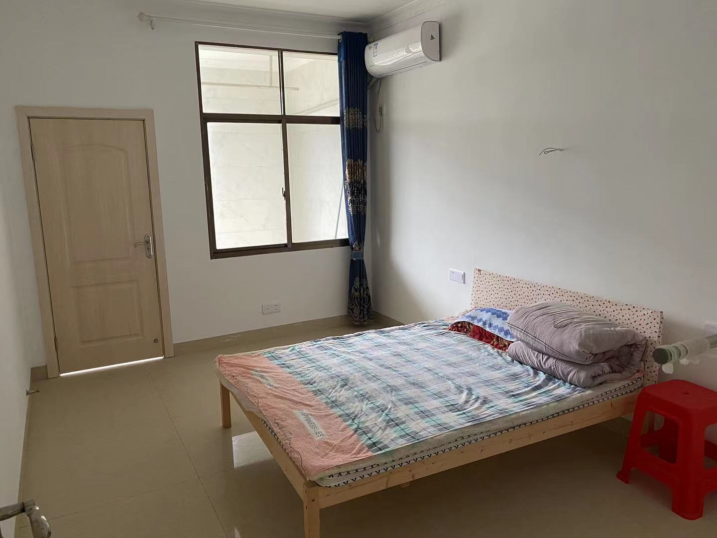 羊舞岭小区 4室2厅3卫 1650.0元/月 羊舞岭小区 4室2厅3卫 1650.0元/月室内图