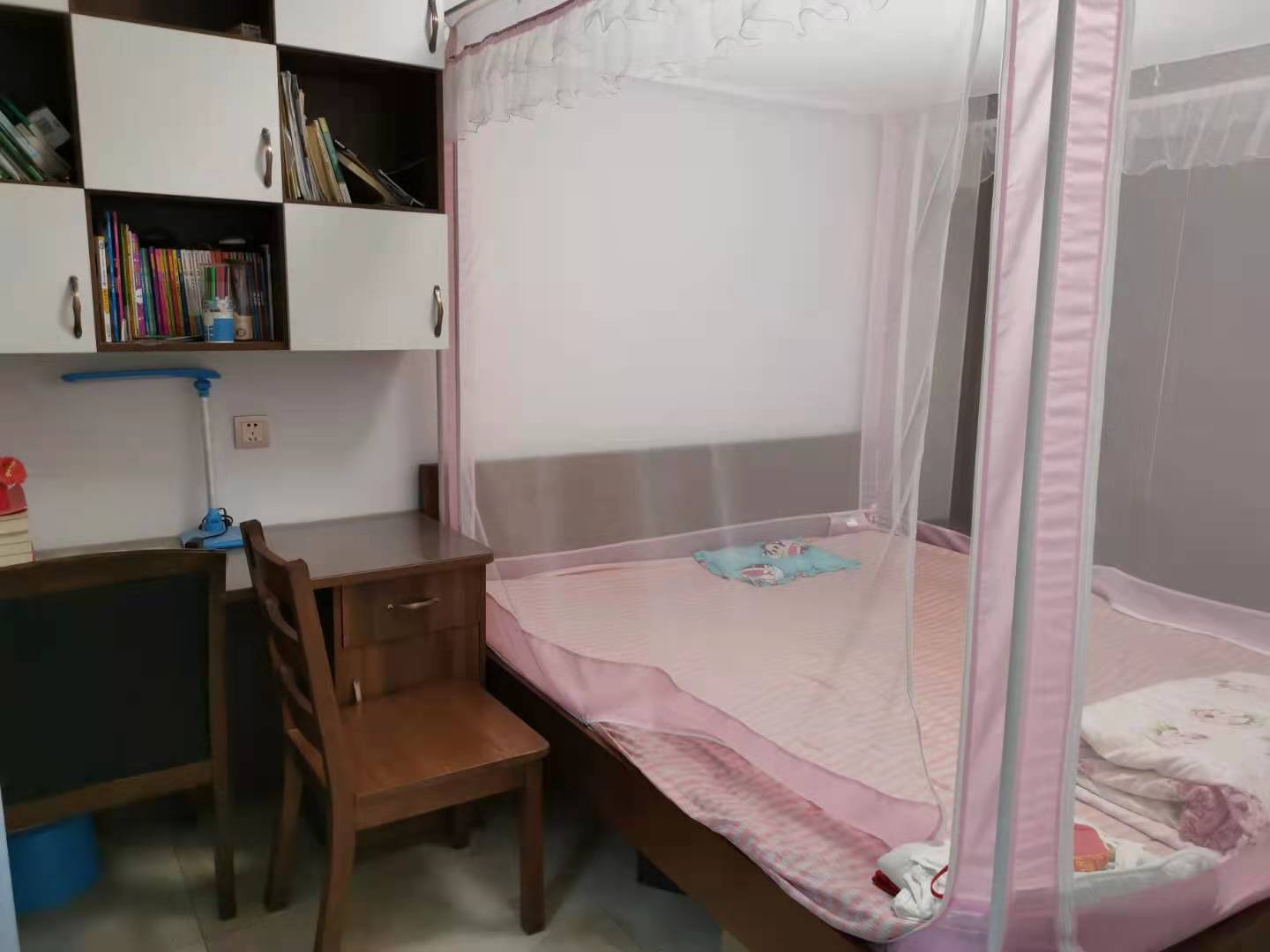 梓山苑小区 3室2厅2卫 82.8万 梓山苑小区 3室2厅2卫 82.8万客厅