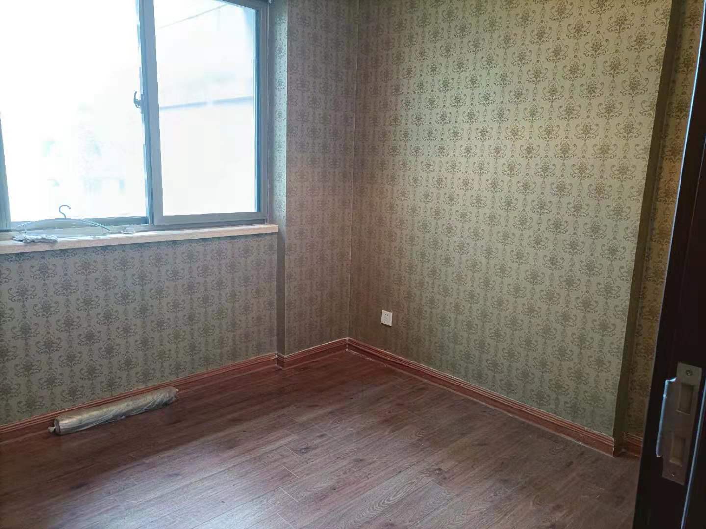 碧桂园 3室2厅1卫 65.0万 碧桂园 3室2厅1卫 65.0万卫生间