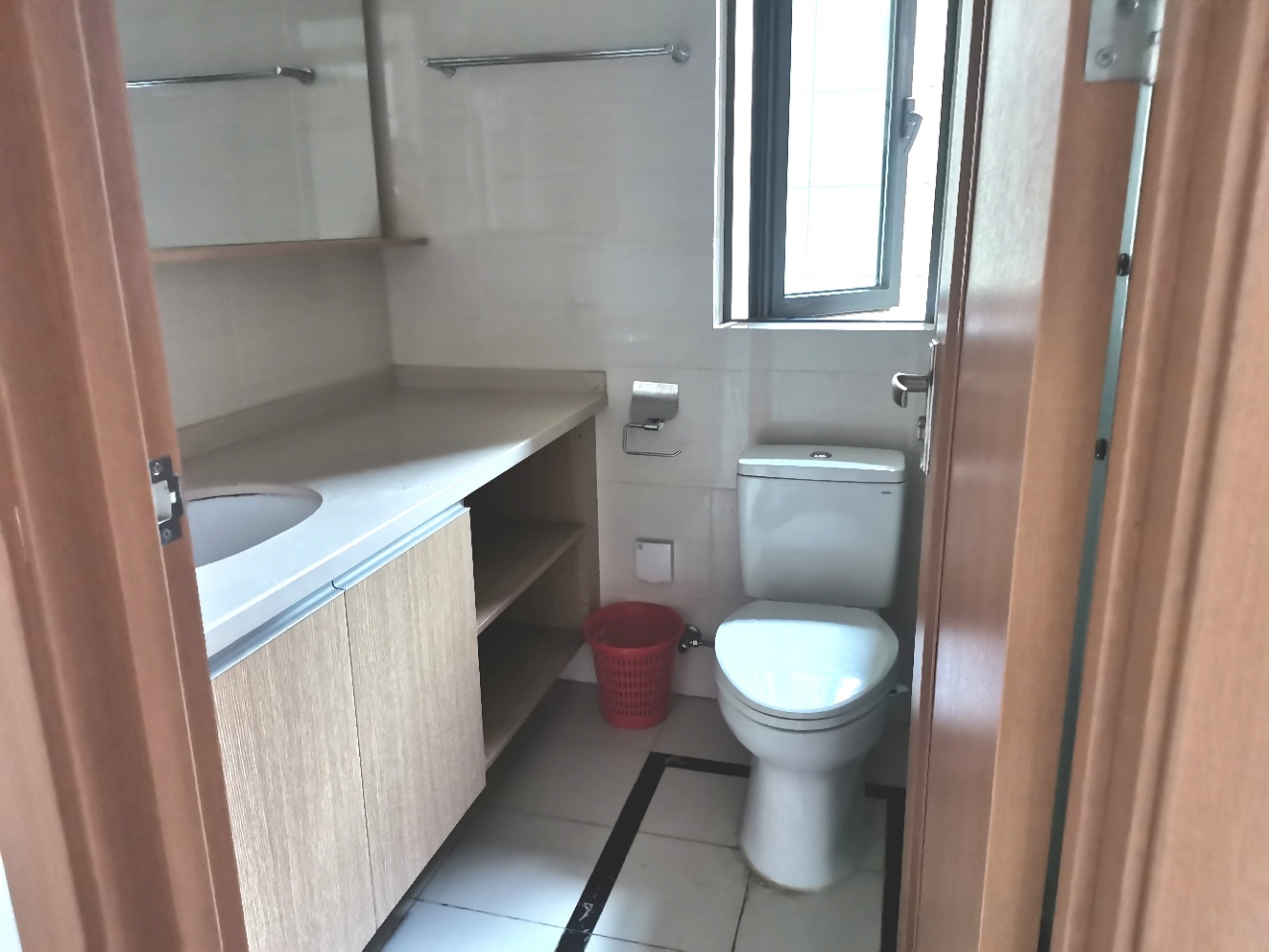 中信城右岸 3室1厅1卫 2700.0元/月 中信城右岸 3室1厅1卫 2700.0元/月室内图