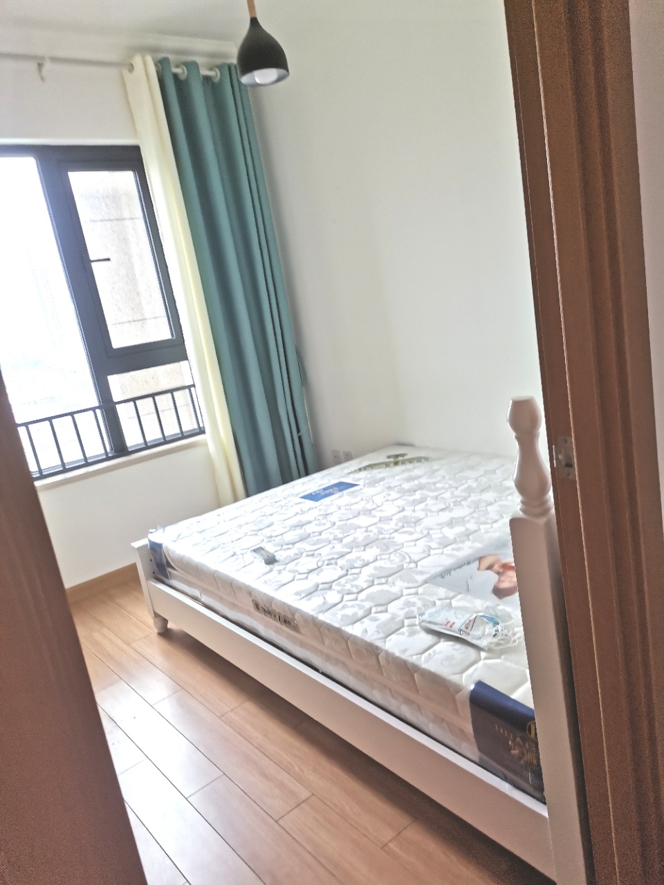 中信城右岸 3室1厅1卫 2700.0元/月 中信城右岸 3室1厅1卫 2700.0元/月室内图