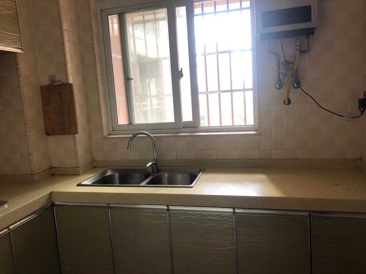 凯富漫城  2室2厅1卫   1600.00元/月室内图