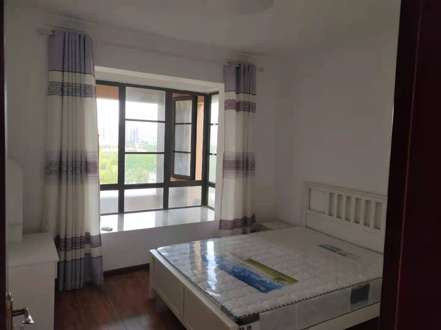 南湖国际1期 2室1厅1卫 2600.0元/月 南湖国际1期 2室1厅1卫 2600.0元/月室内图