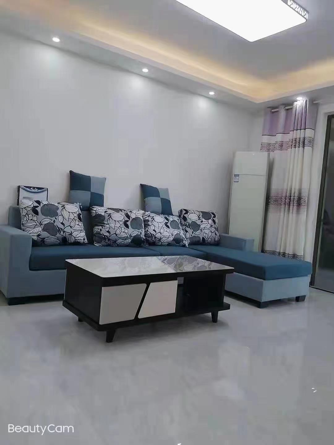 南湖国际1期  2室2厅1卫    2600.0元/月 南湖国际1期  2室2厅1卫    2600.0元/月室内图