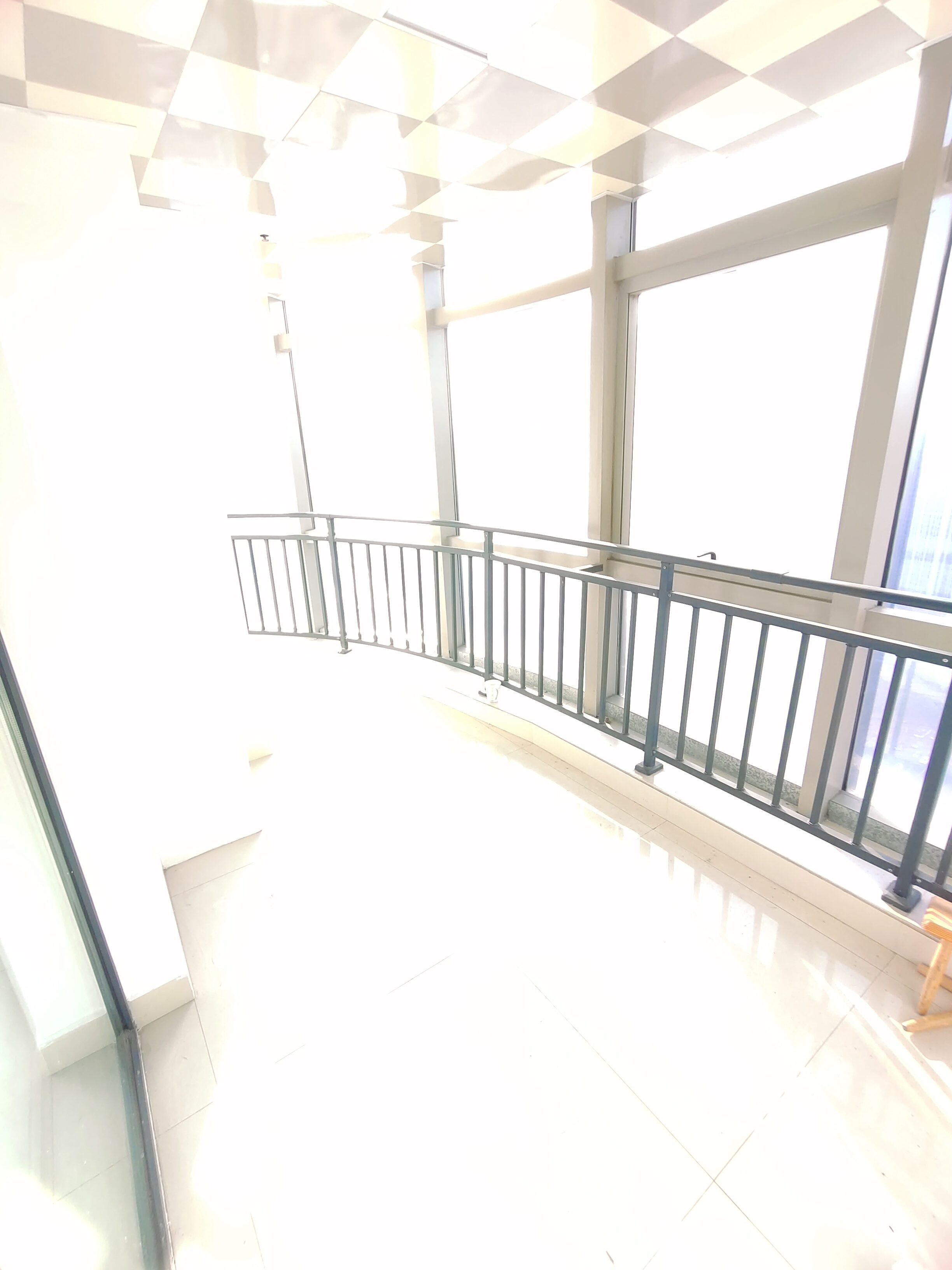 奥克斯广场  1室1厅1卫    2700.0元/月室内图