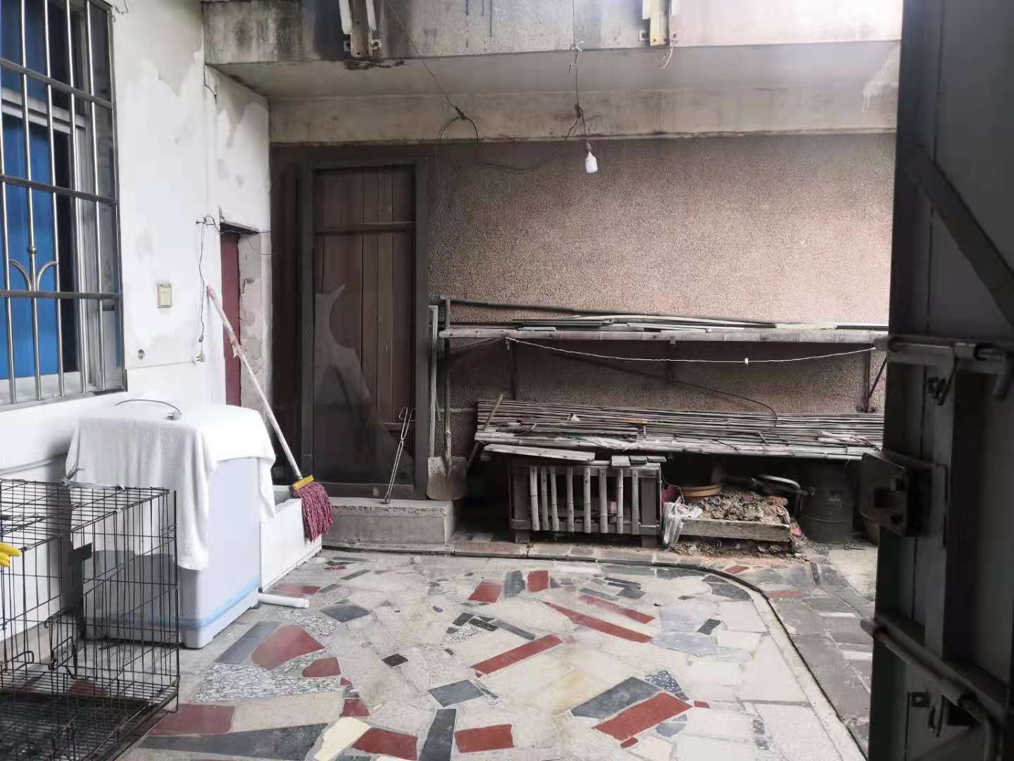 新华一村 2室1厅1卫 900.0元/月 新华一村 2室1厅1卫 900.0元/月室内图