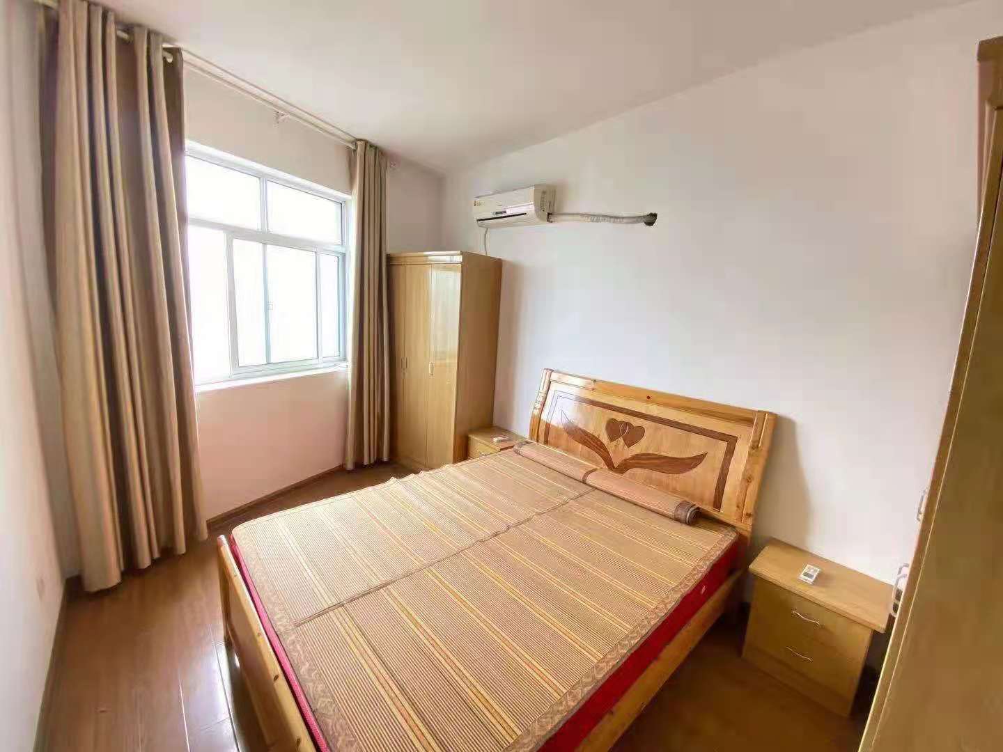 景泰雅苑（景江融城）  2室2厅1卫    3500.0元/月室内图