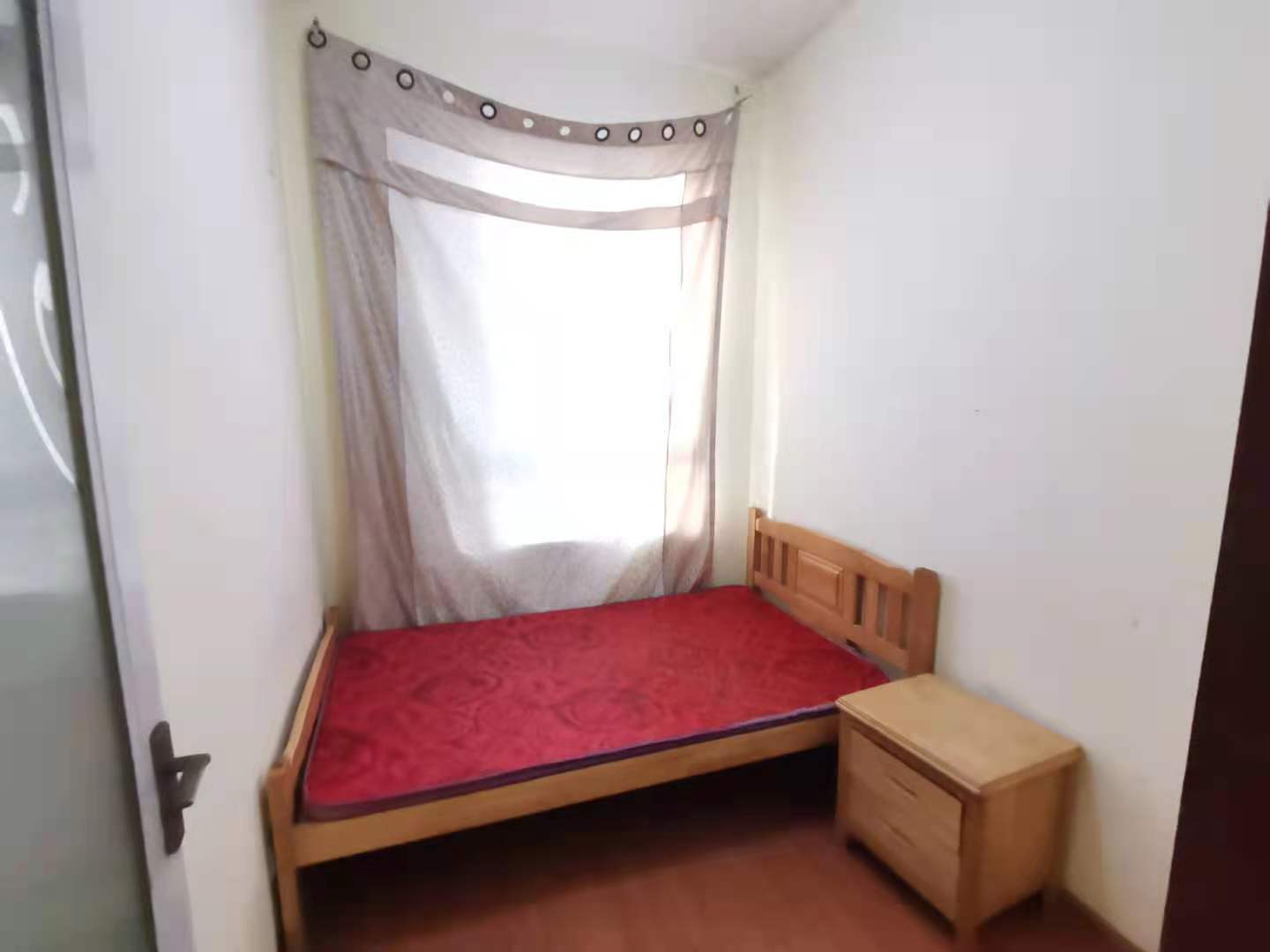 尚格名城香榭丽舍  3室2厅1卫    64.8万 尚格名城香榭丽舍  3室2厅1卫    64.8万客厅