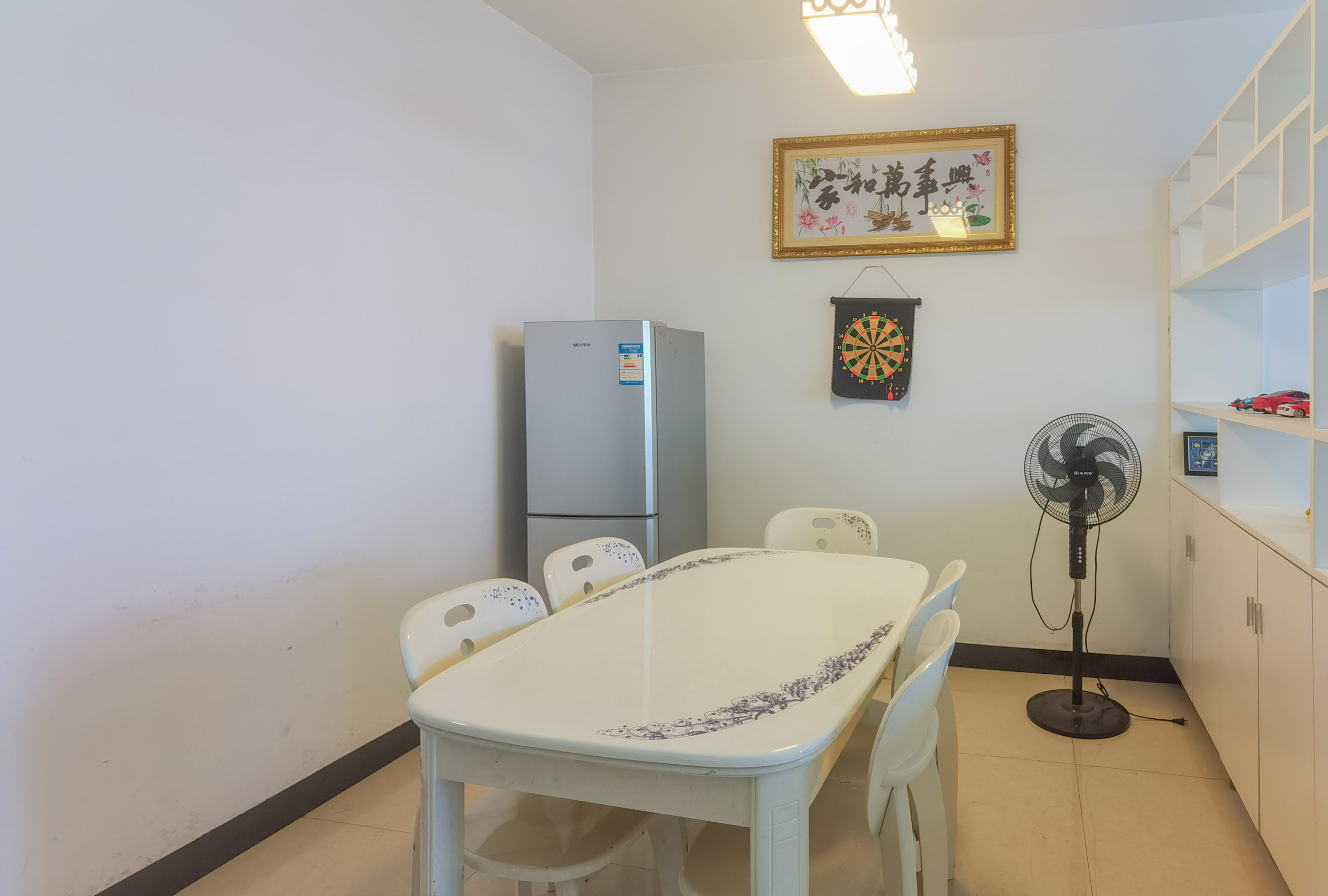 圣华名城建设北路110号 2室2厅1卫 49.0万 圣华名城建设北路110号 2室2厅1卫 49.0万客厅