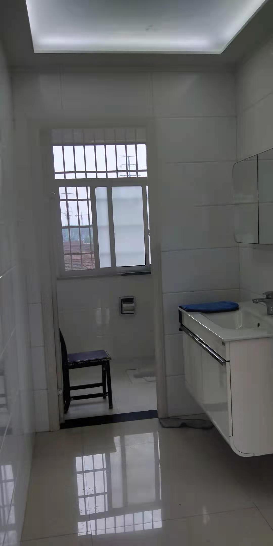 戴家岗安置小区 2室2厅1卫 1500.0元/月 戴家岗安置小区 2室2厅1卫 1500.0元/月室内图