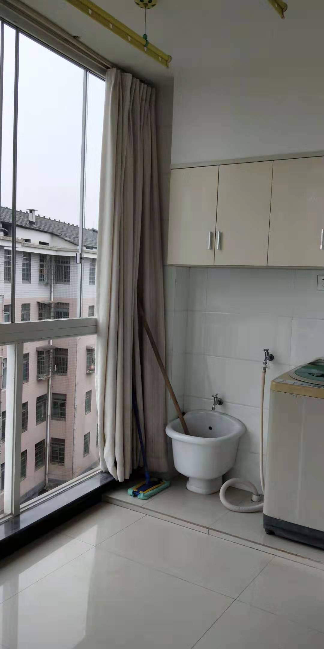 戴家岗安置小区 2室2厅1卫 1500.0元/月 戴家岗安置小区 2室2厅1卫 1500.0元/月室内图