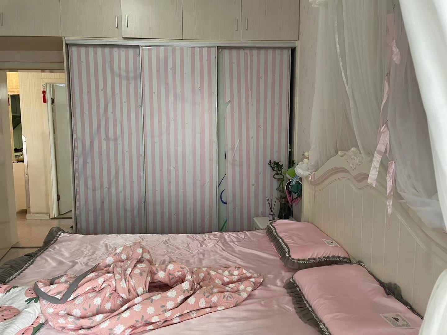 橙花风景  2室1厅1卫   246.00万卫生间