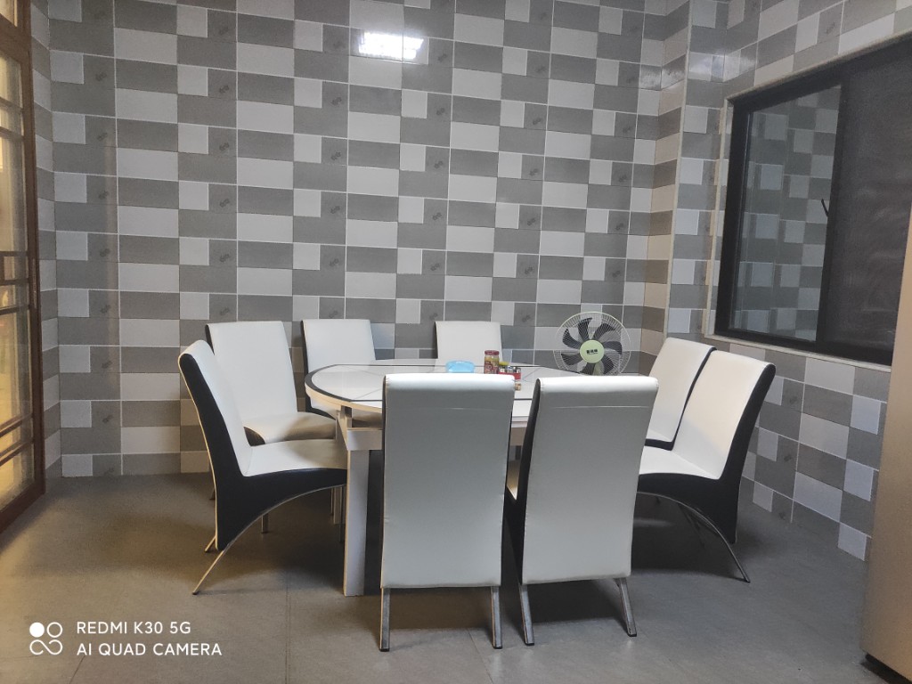 群榜村282号别墅 1500.0万 群榜村282号别墅 1500.0万客厅