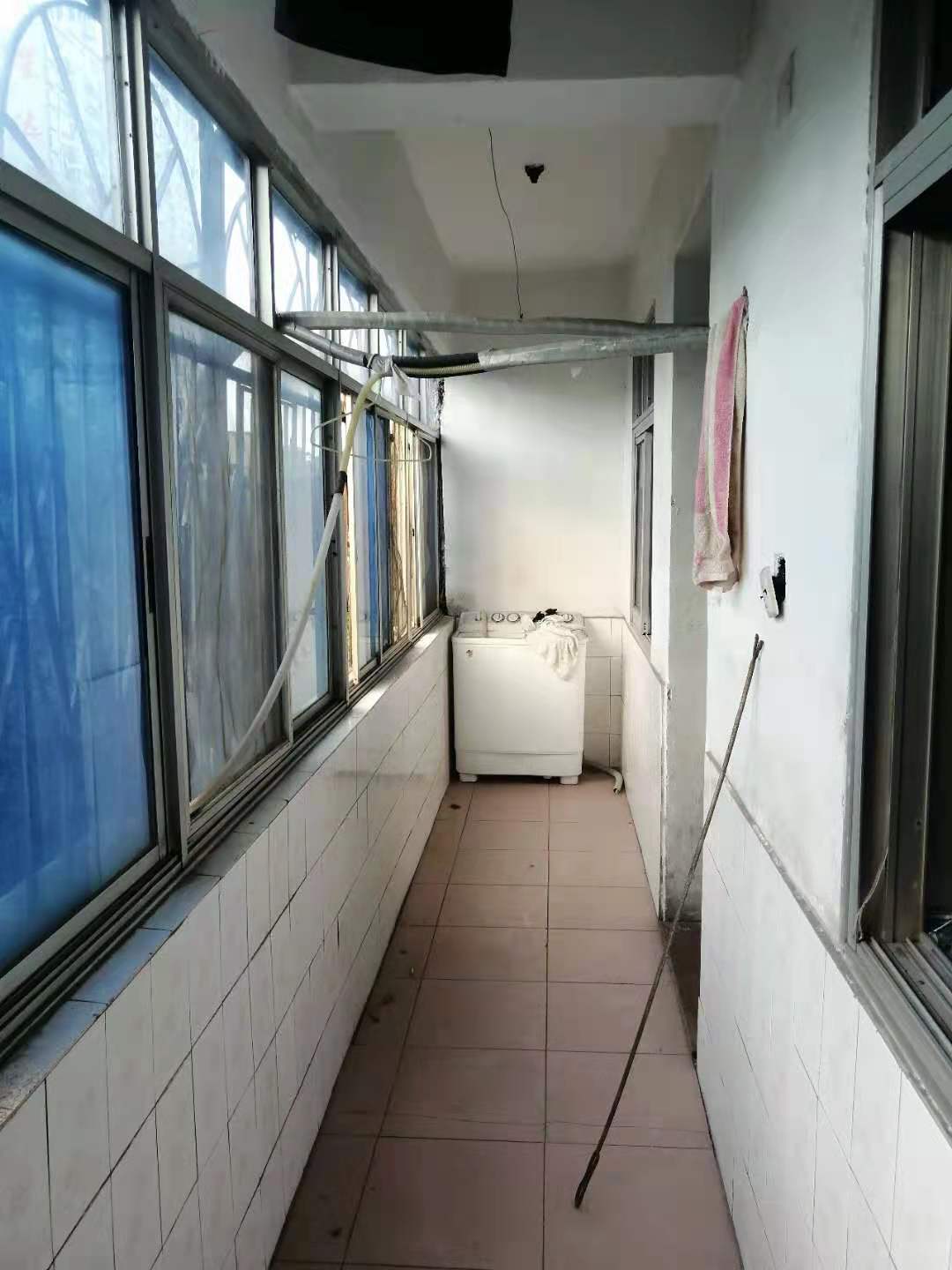 418基础公司 2室1厅1卫 39.8万 418基础公司 2室1厅1卫 39.8万阳台