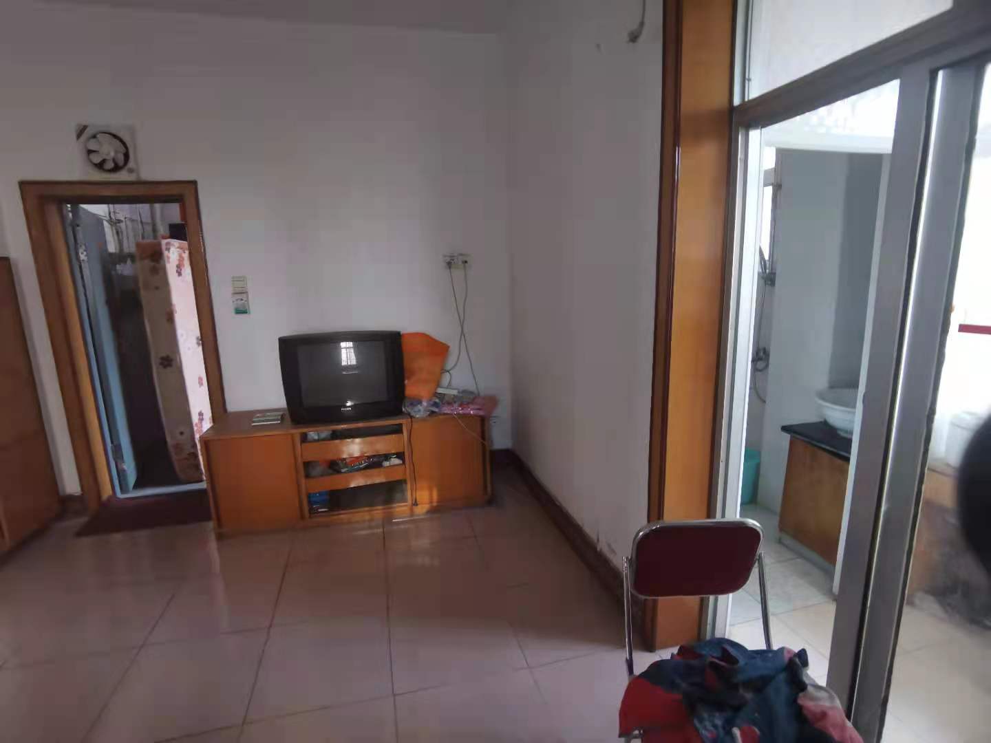 华南路散盘 2室1厅1卫 900.0元/月 华南路散盘 2室1厅1卫 900.0元/月室内图