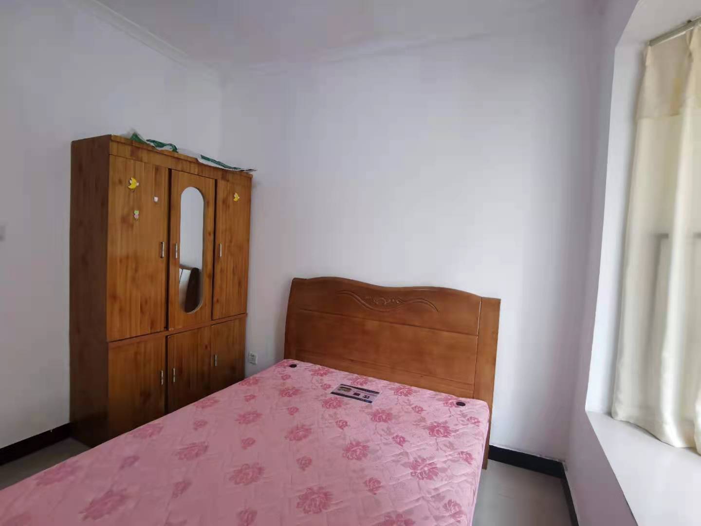 南湖锦苑 1室1厅1卫 1700.0元/月 南湖锦苑 1室1厅1卫 1700.0元/月室内图