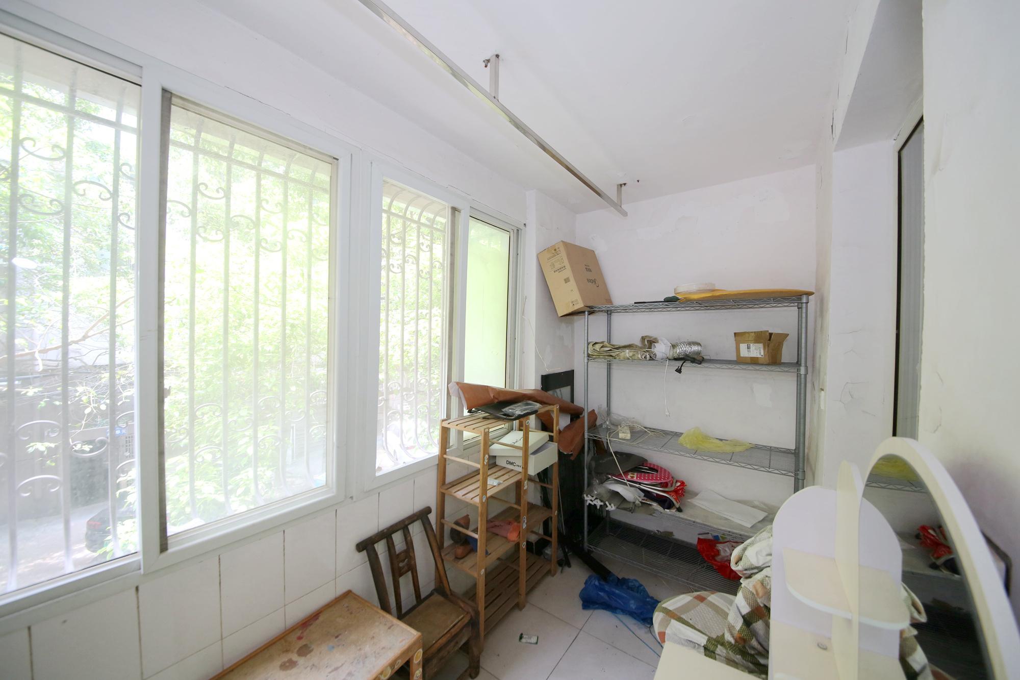 新兴小区（杨家山社区）  3室2厅1卫    59.0万阳台