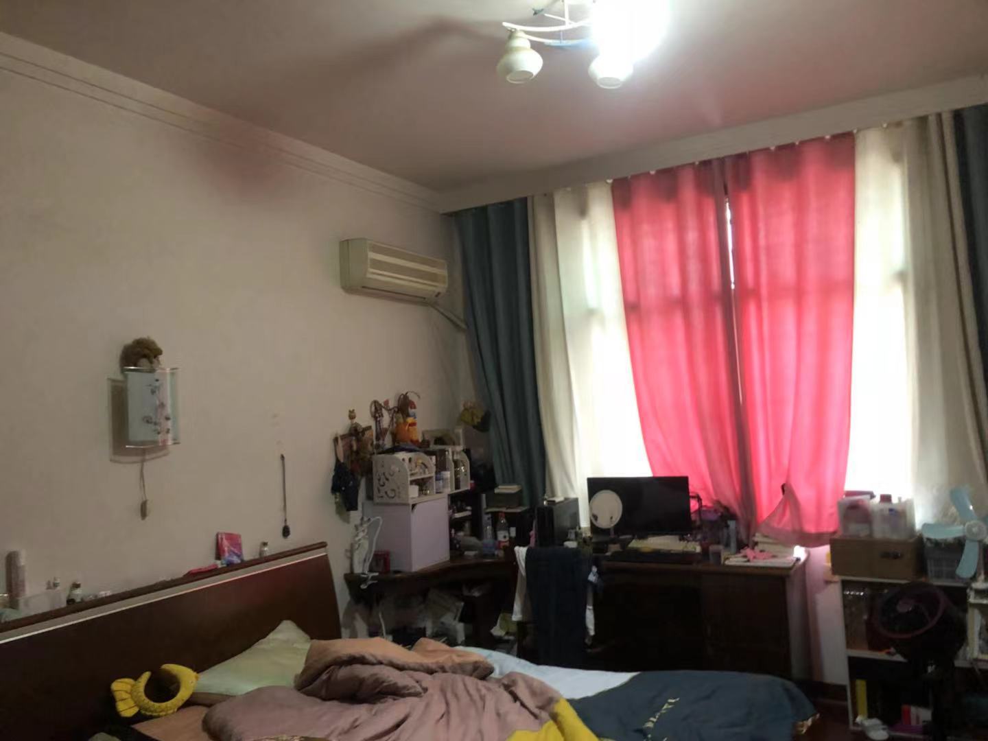 老市疾控中心与老区法院宿舍(组合盘) 5室2厅2卫 98.8万 老市疾控中心与老区法院宿舍(组合盘) 5室2厅2卫 98.8万厨房