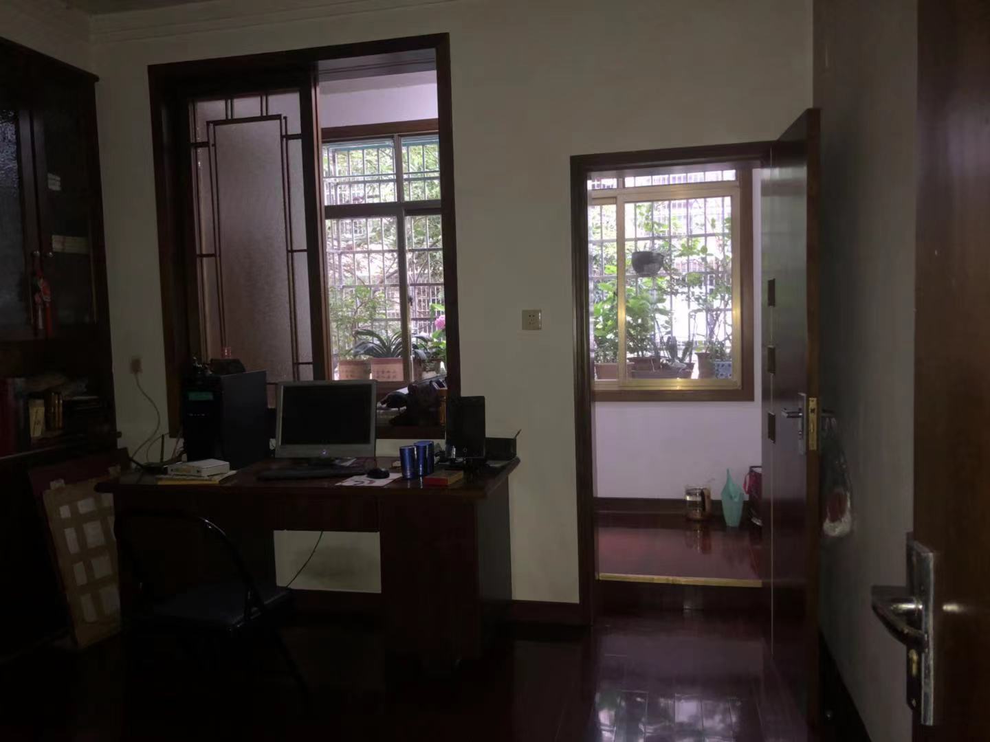 老市疾控中心与老区法院宿舍(组合盘) 5室2厅2卫 98.8万 老市疾控中心与老区法院宿舍(组合盘) 5室2厅2卫 98.8万阳台